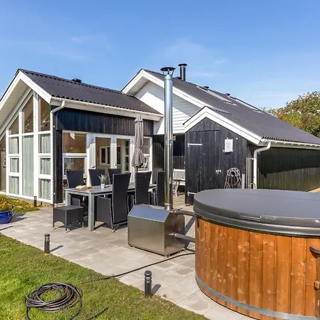 Gudmundine - 350m To The Fjord By Interhome *